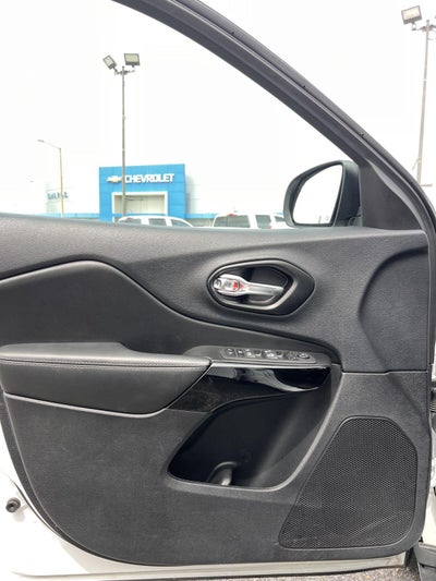 2023 Jeep Cherokee Altitude Lux