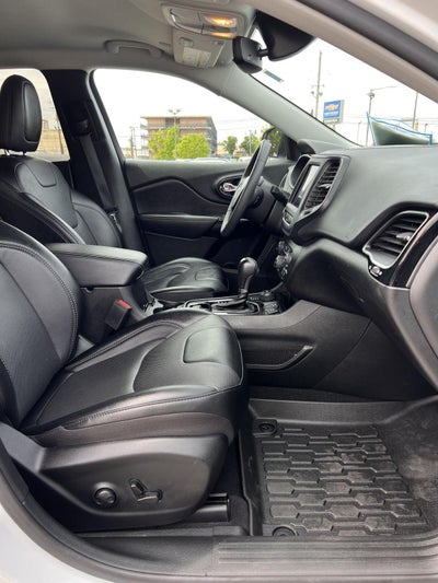 2023 Jeep Cherokee Altitude Lux