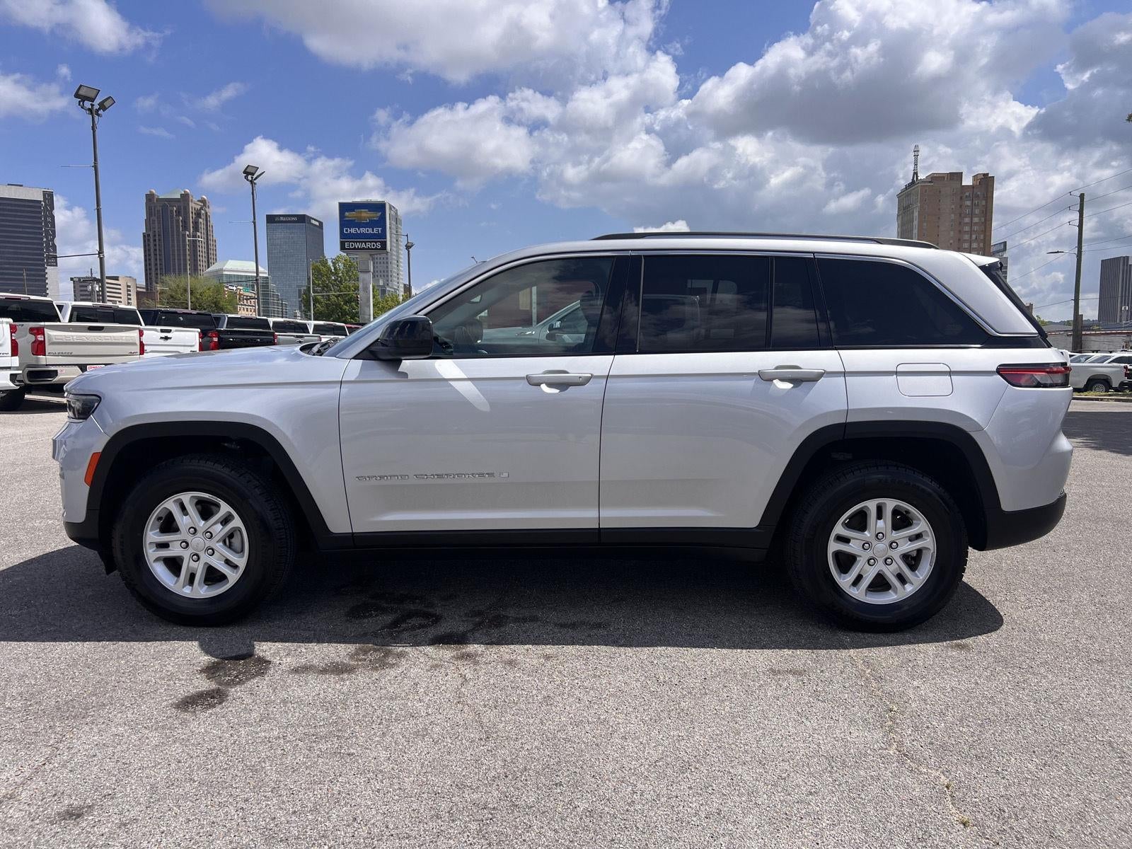 2024 Jeep Grand Cherokee Laredo