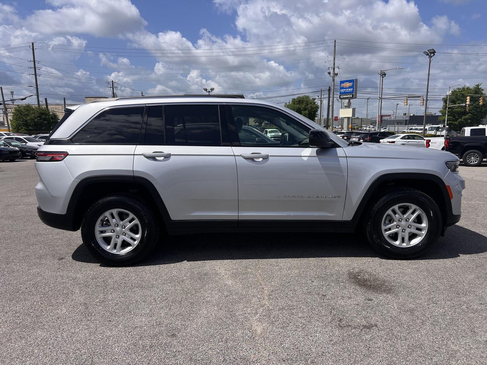2024 Jeep Grand Cherokee Laredo
