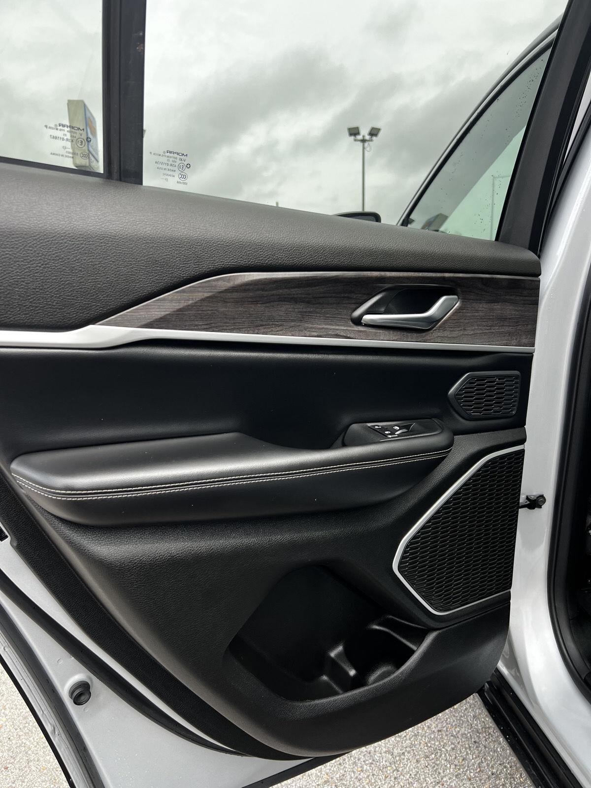 2024 Jeep Grand Cherokee 4xe NA
