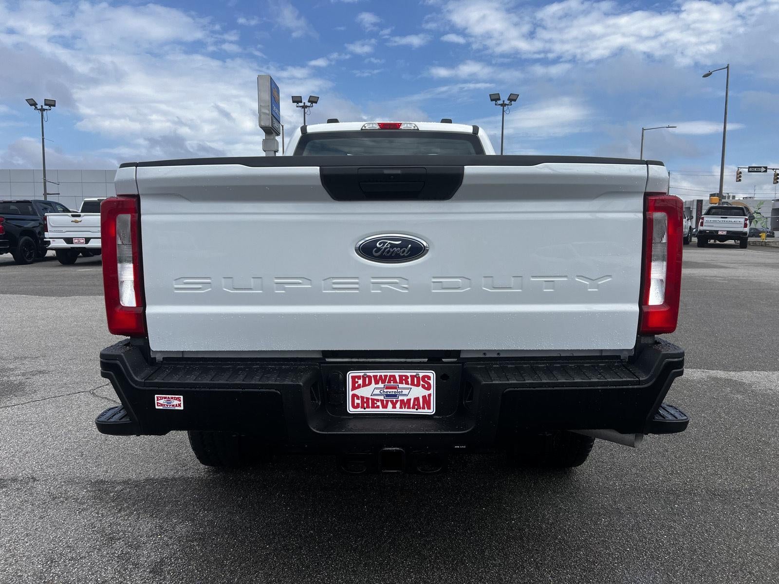 2024 Ford Super Duty F-350 SRW XL