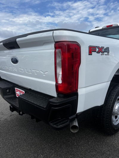 2024 Ford Super Duty F-350 SRW XL