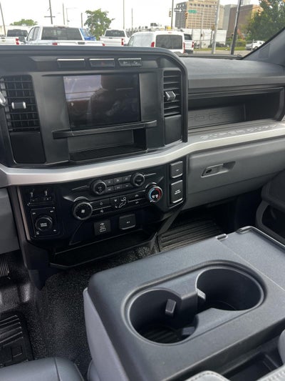 2024 Ford Super Duty F-350 SRW XL