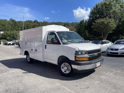 2024 Chevrolet Express Cutaway 3500 1WT