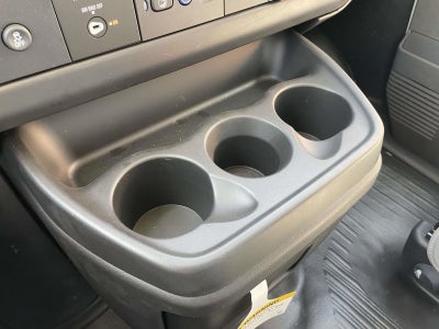 2024 Chevrolet Express Cutaway 3500 1WT