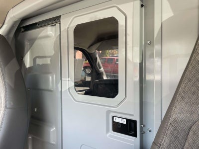 2024 Chevrolet Express Cutaway 3500 1WT