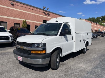 2024 Chevrolet Express Cutaway 3500 1WT