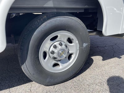 2024 Chevrolet Express Cutaway 3500 1WT