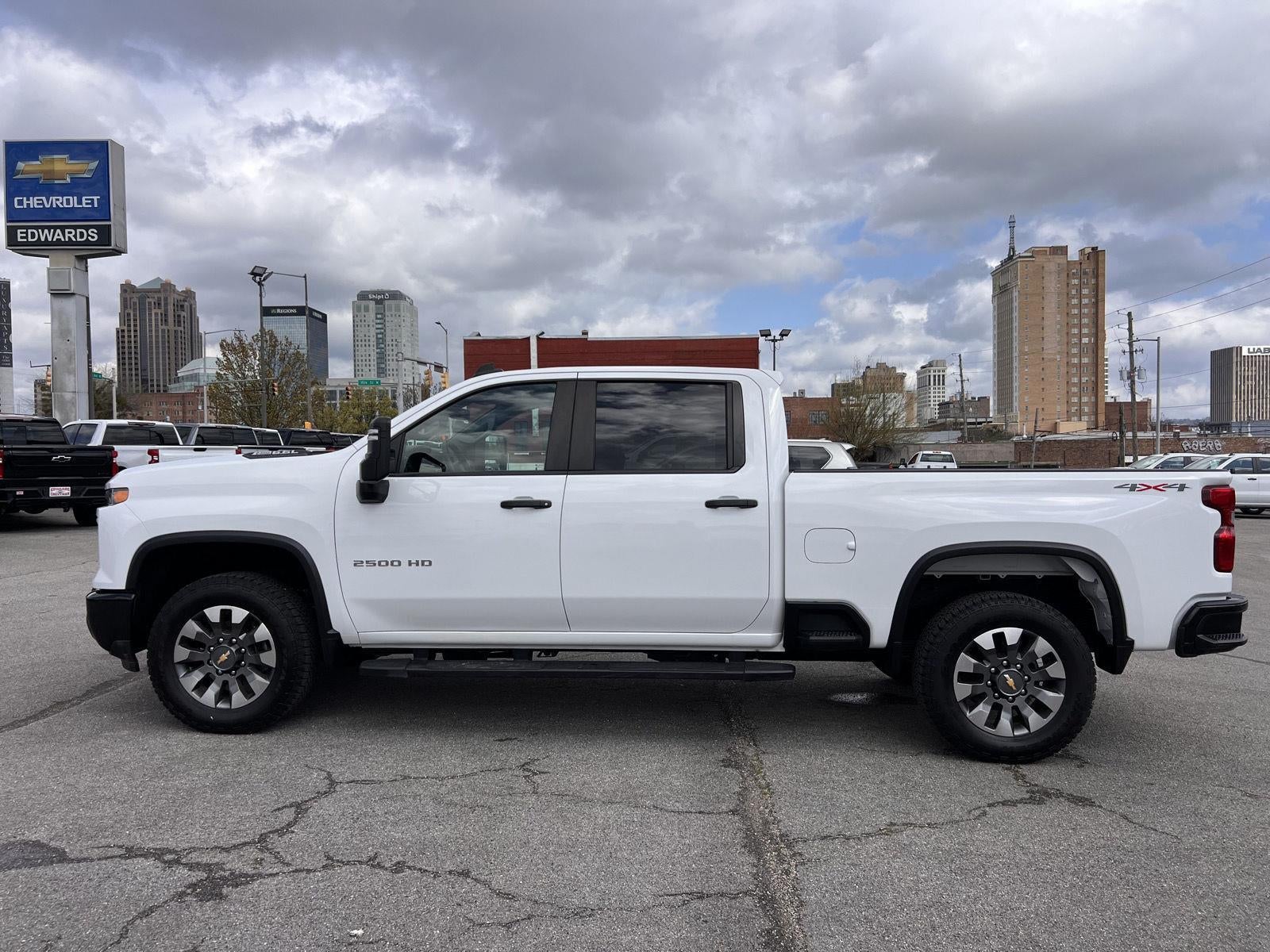 2024 Chevrolet Silverado 2500 HD Custom