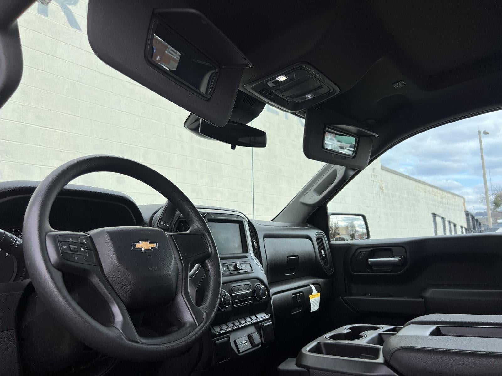 2025 Chevrolet Silverado 1500 Custom