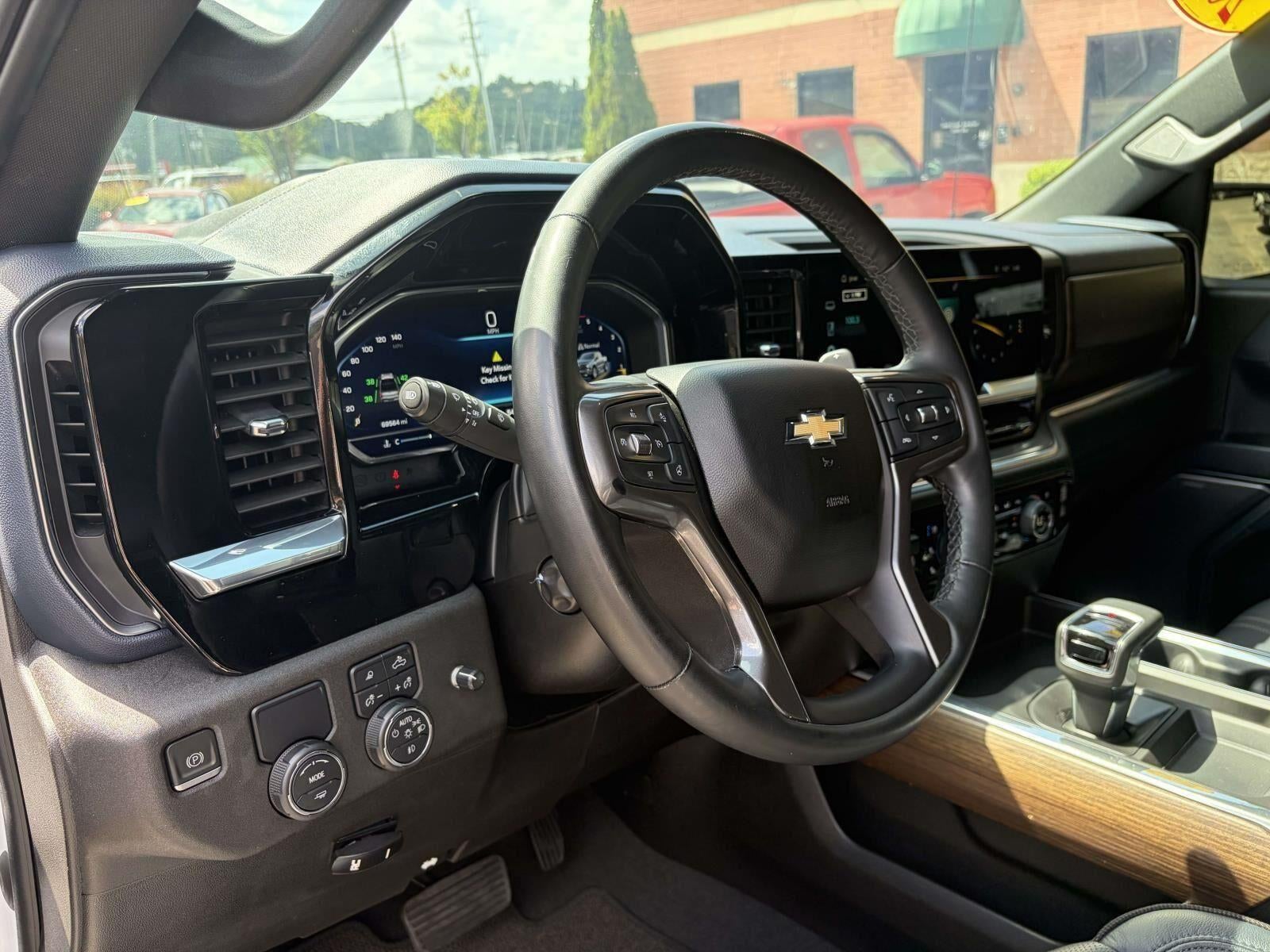 2023 Chevrolet Silverado 1500 High Country