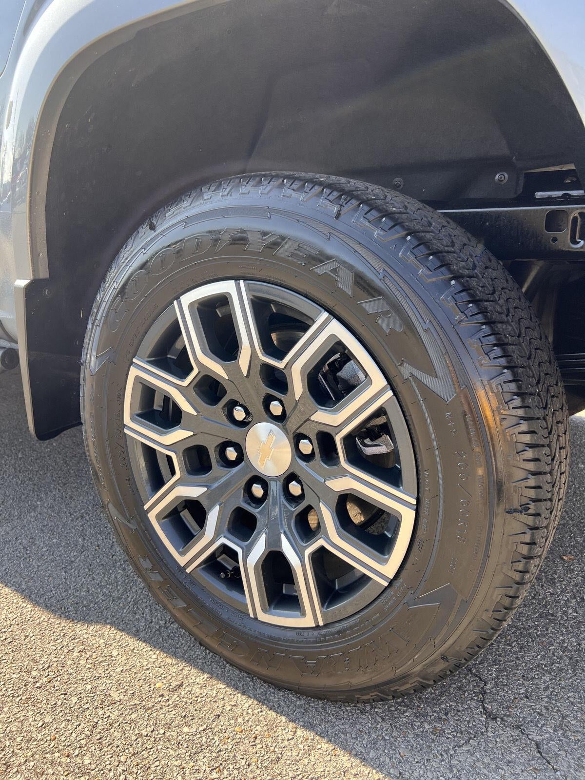 2024 Chevrolet Colorado LT