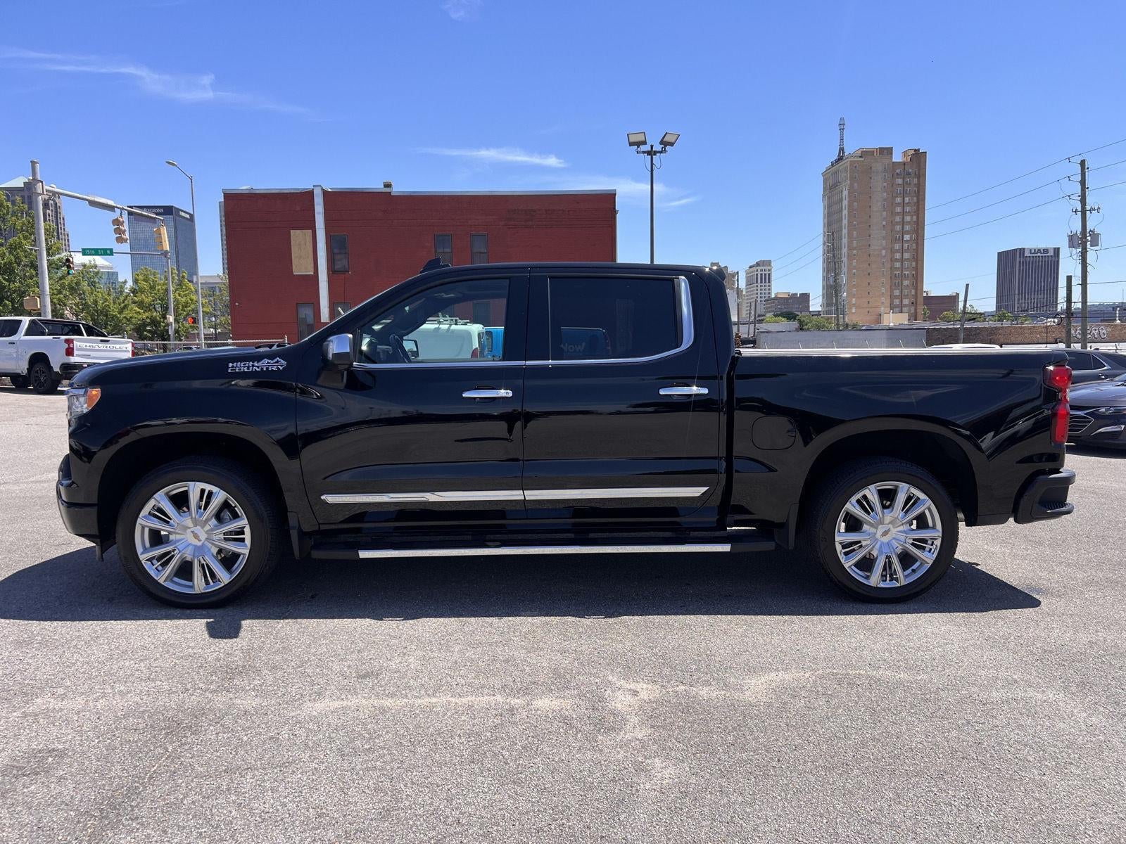 2023 Chevrolet Silverado 1500 High Country