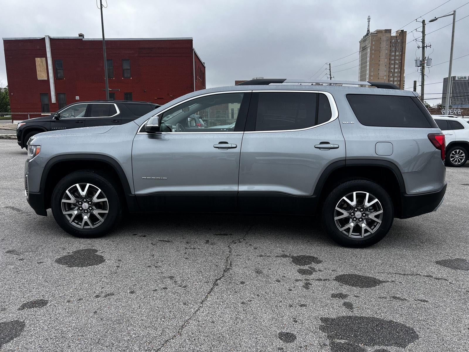 2023 GMC Acadia SLE