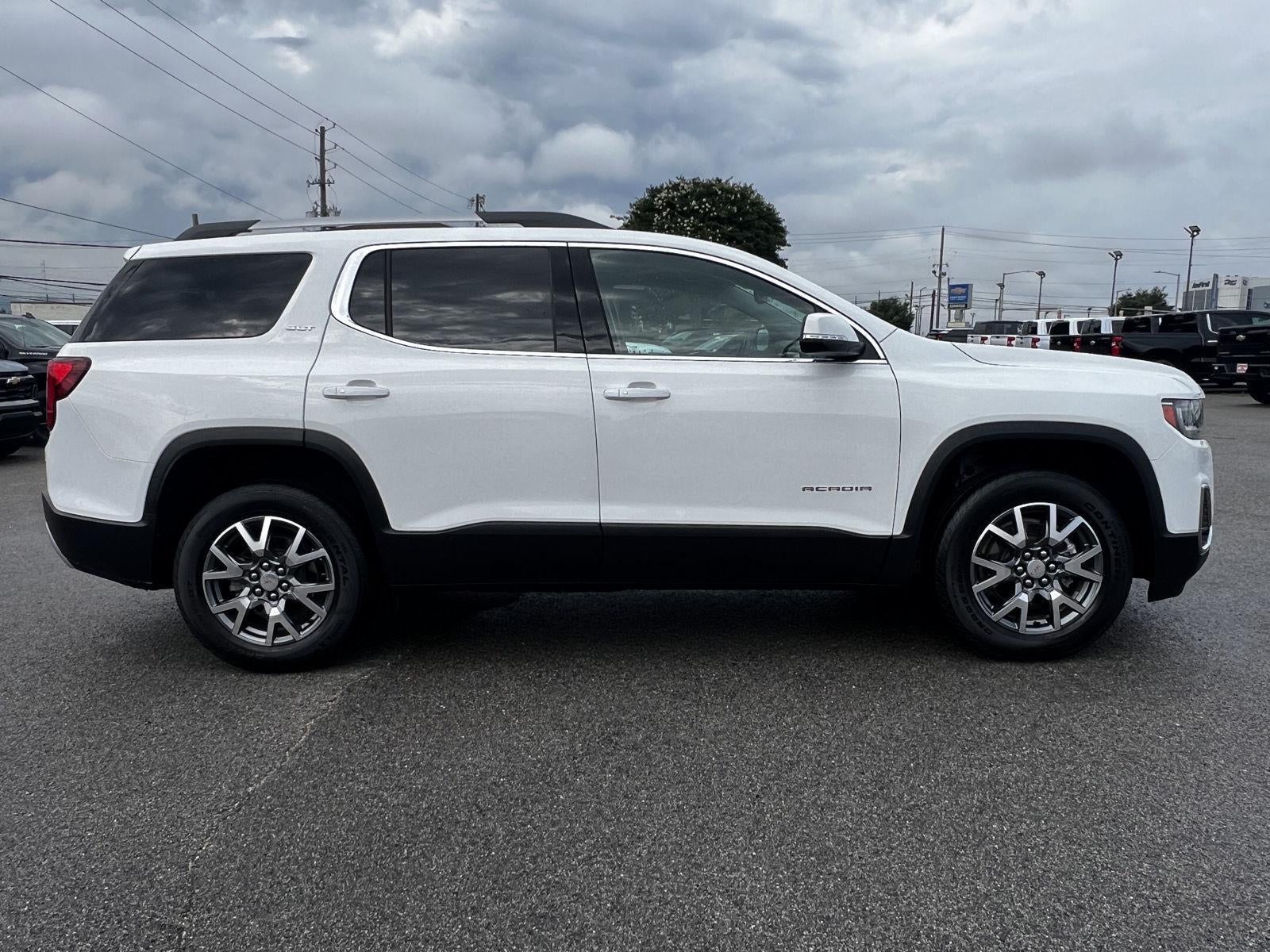 2023 GMC Acadia SLT
