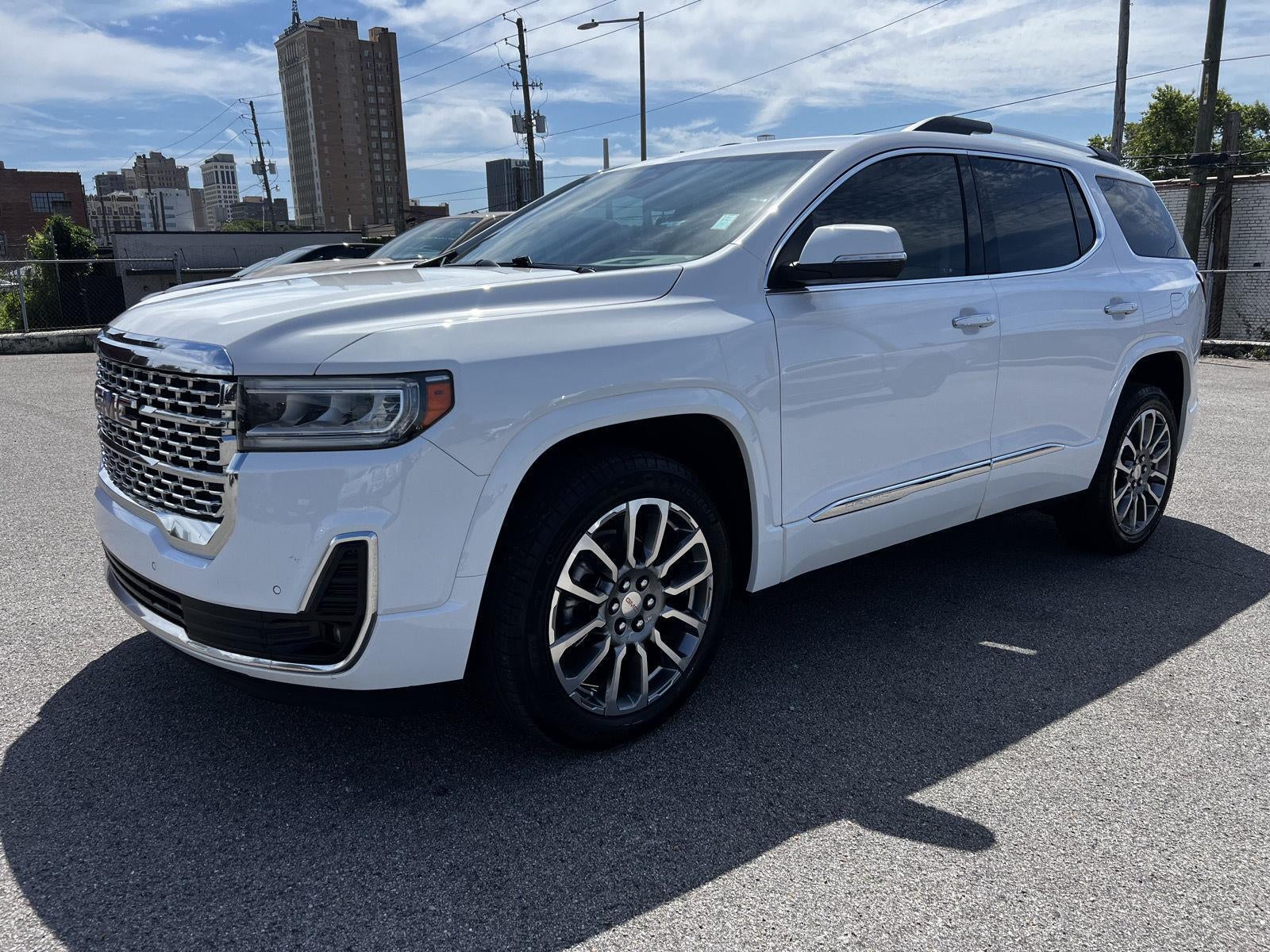 2023 GMC Acadia Denali