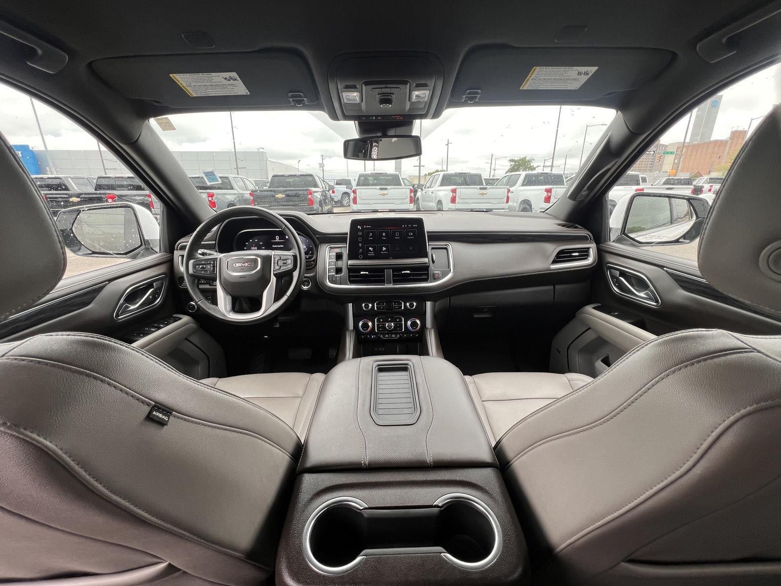 2023 GMC Yukon SLT