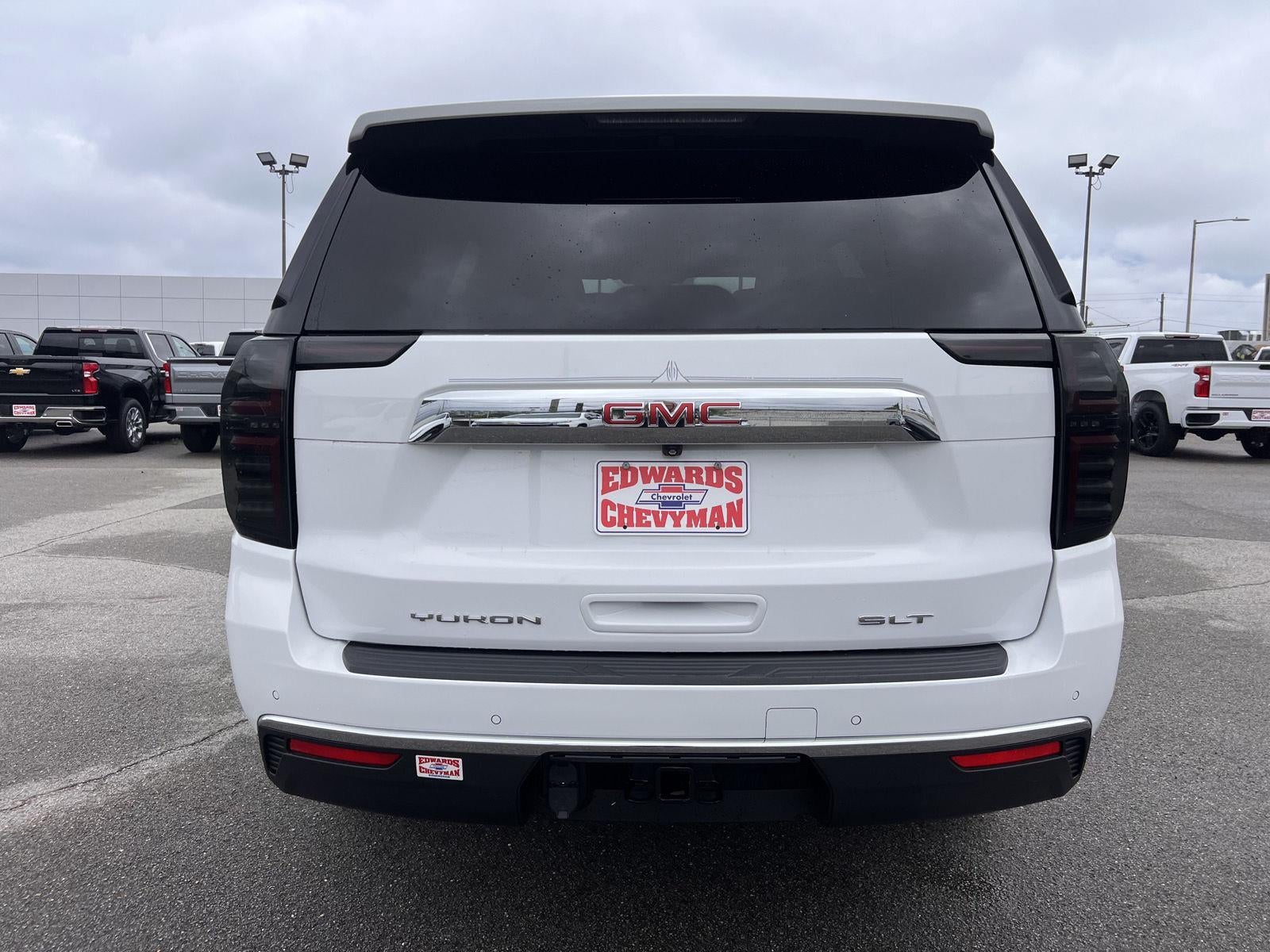 2023 GMC Yukon SLT
