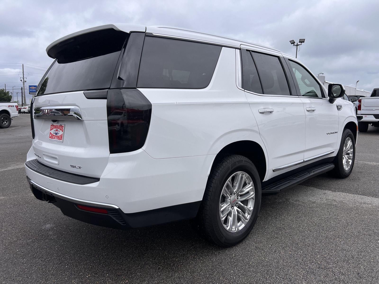 2023 GMC Yukon SLT