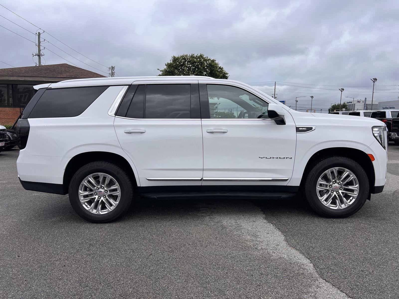 2023 GMC Yukon SLT