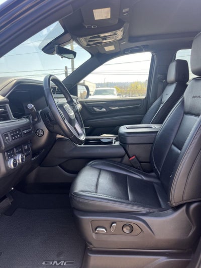 2022 GMC Yukon Denali