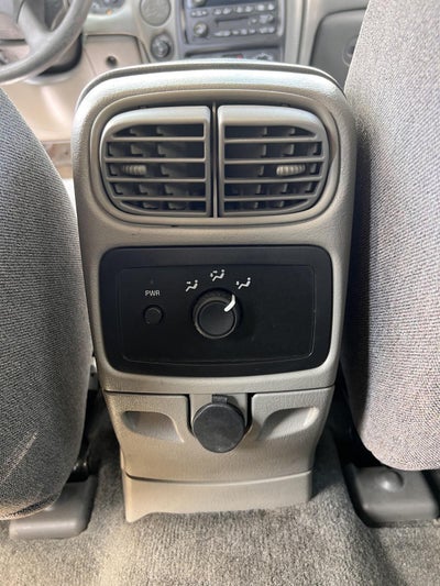 2004 Chevrolet Trailblazer LS