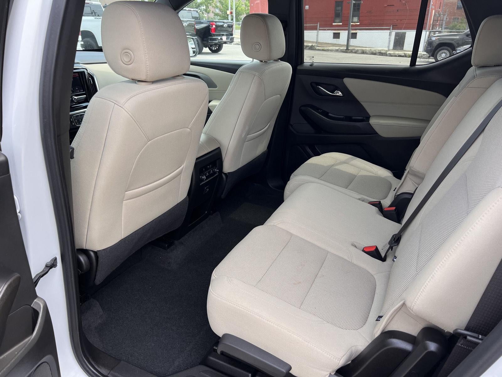 2023 Chevrolet Traverse LS