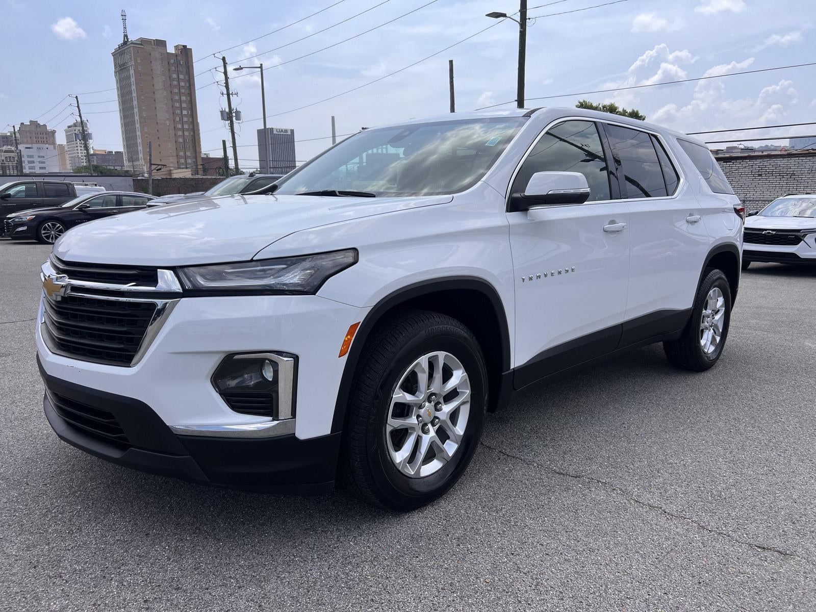2023 Chevrolet Traverse LS