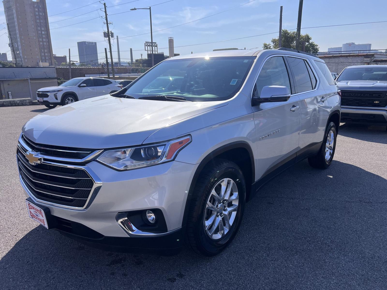 2020 Chevrolet Traverse LT Cloth