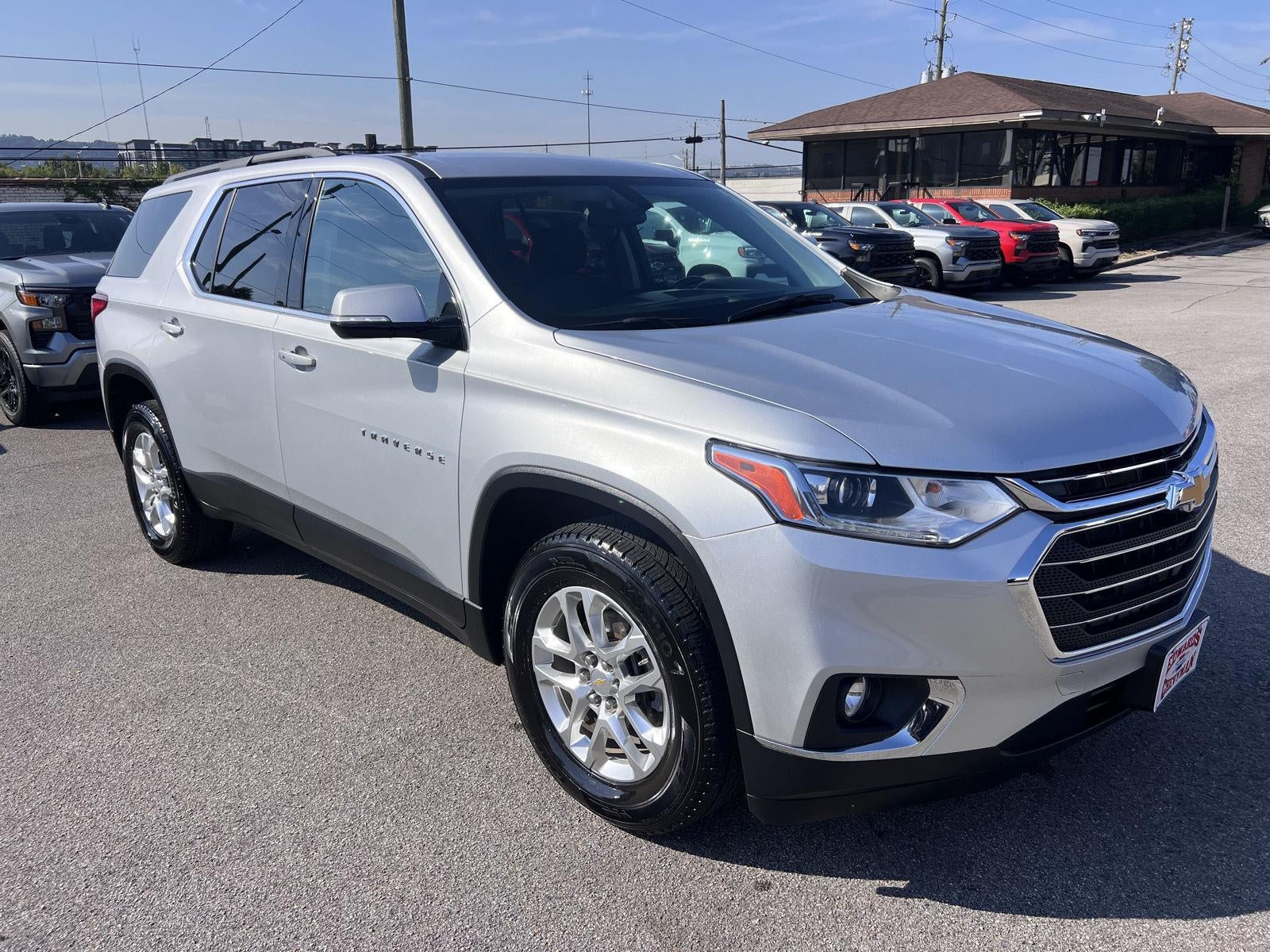 2020 Chevrolet Traverse LT Cloth