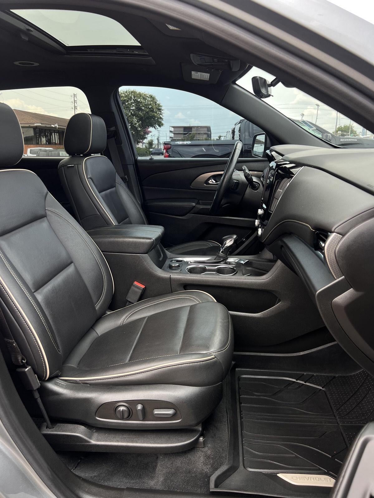 2023 Chevrolet Traverse Premier