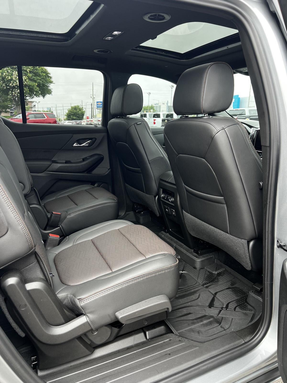 2023 Chevrolet Traverse High Country