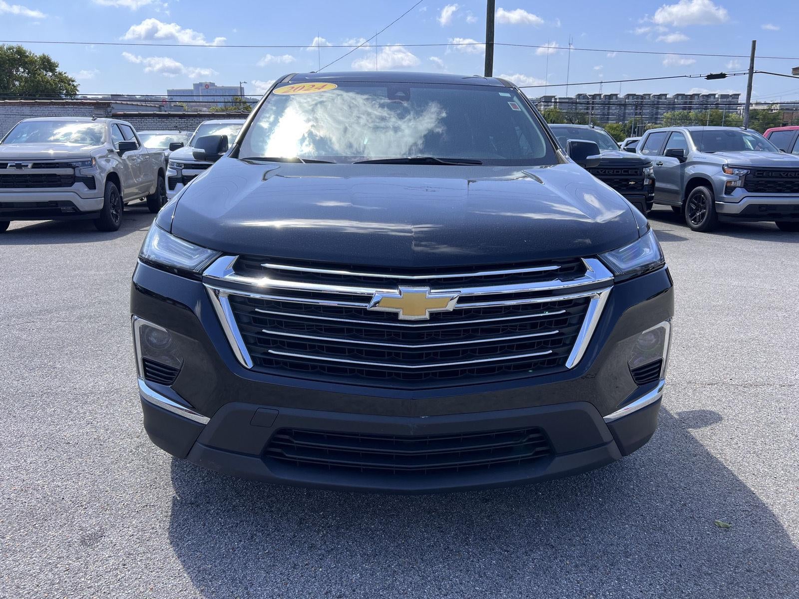 2024 Chevrolet Traverse Limited LT Cloth