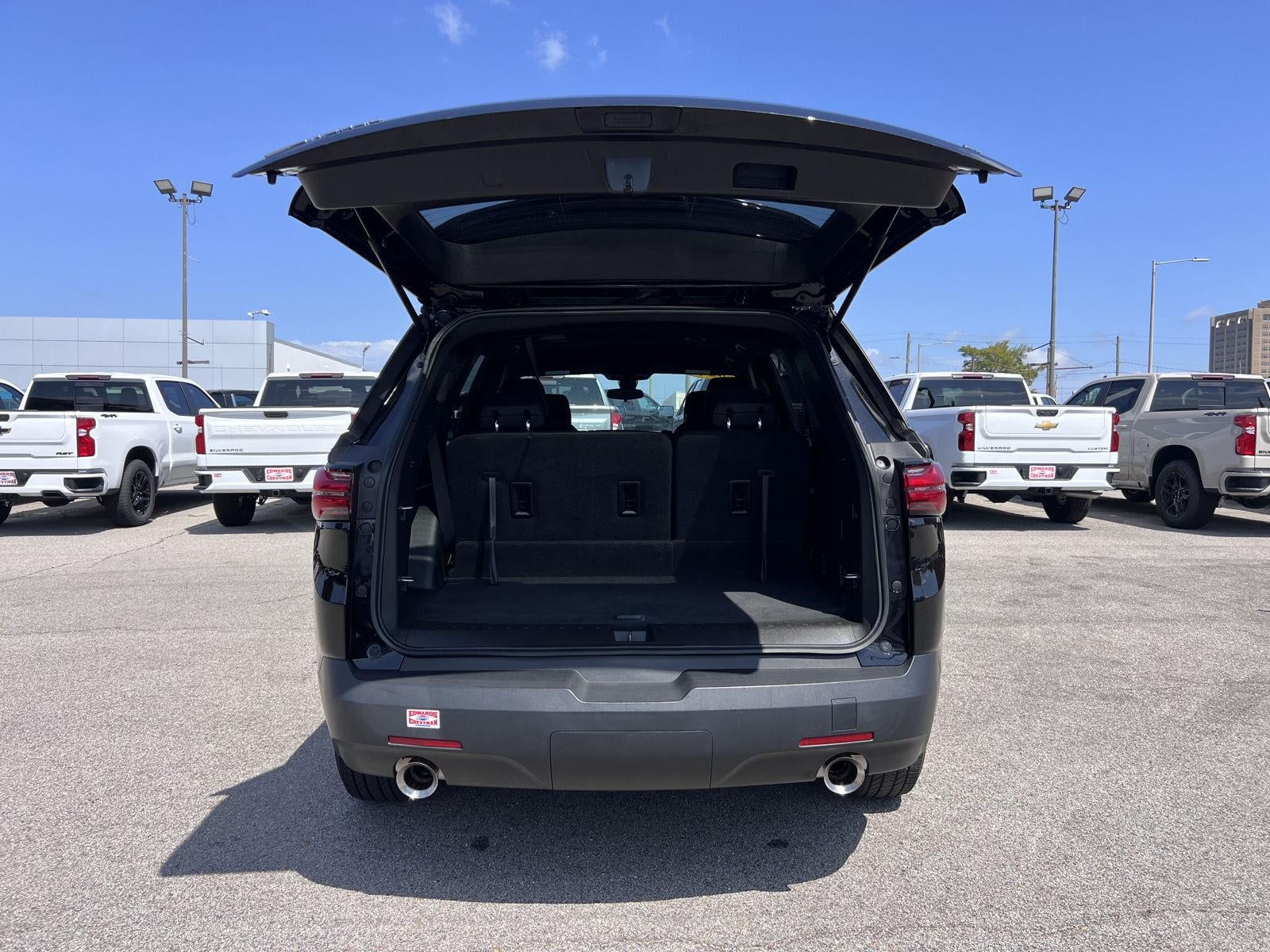 2024 Chevrolet Traverse Limited LT Cloth
