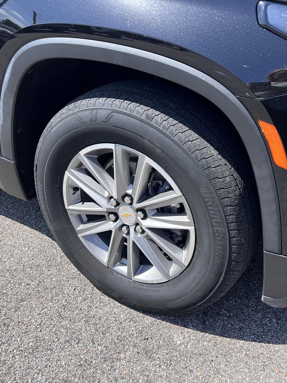 2024 Chevrolet Traverse Limited LT Cloth
