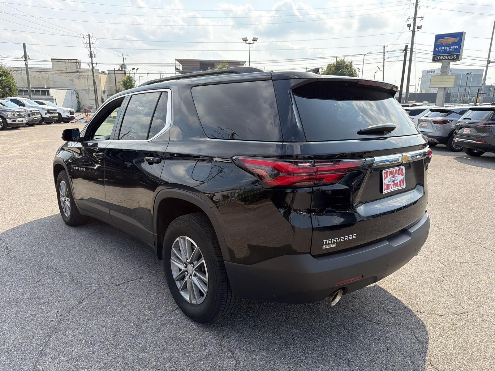 2024 Chevrolet Traverse Limited LT Cloth