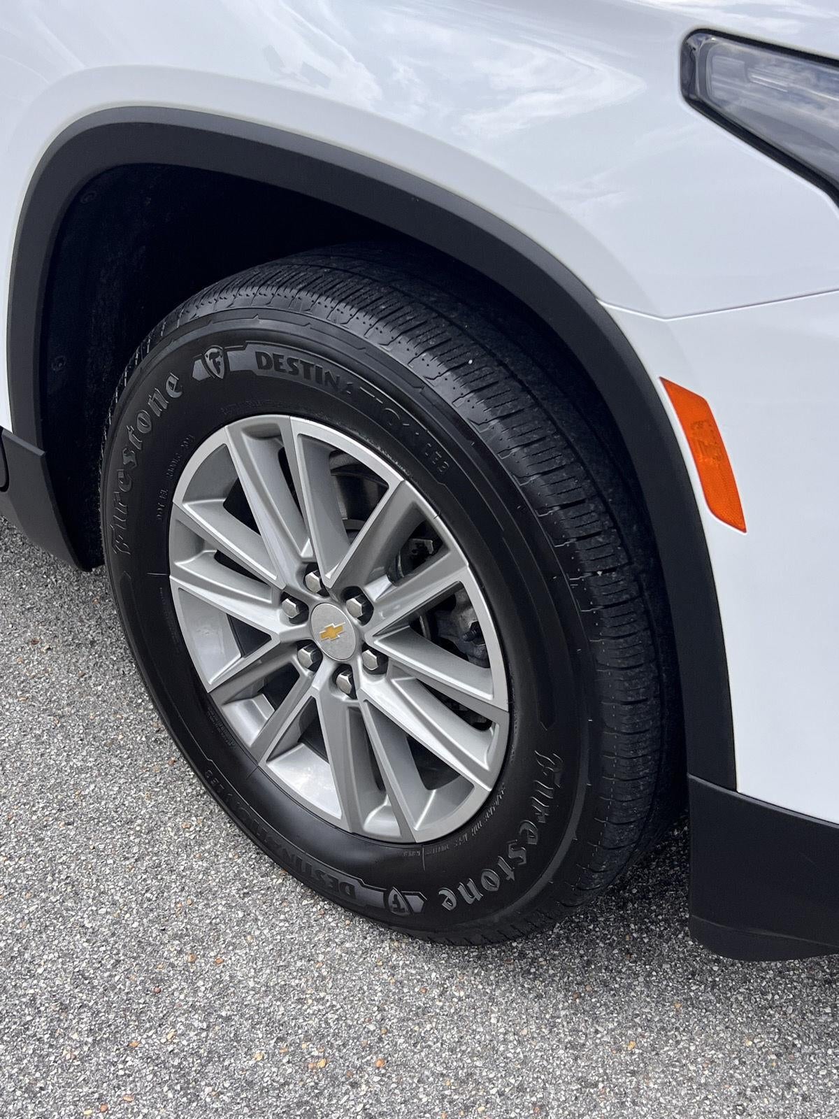 2023 Chevrolet Traverse 2FL