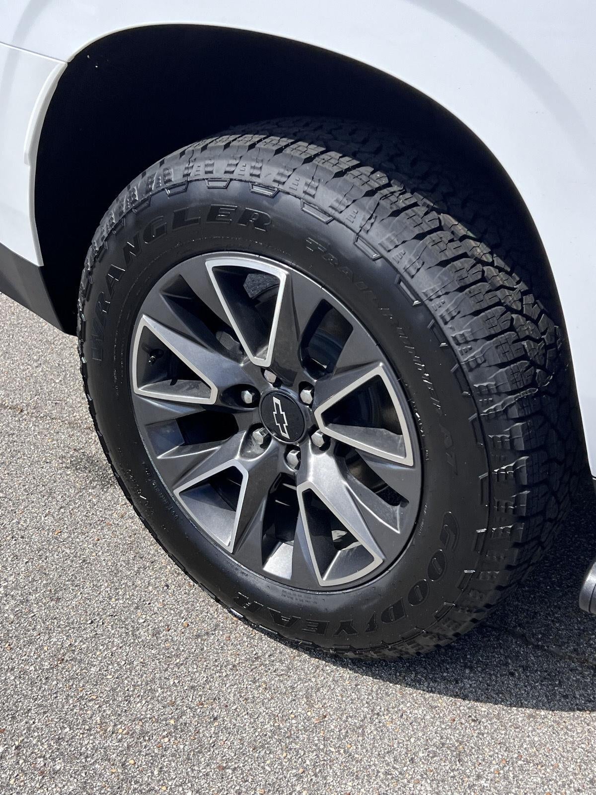 2023 Chevrolet Suburban Z71
