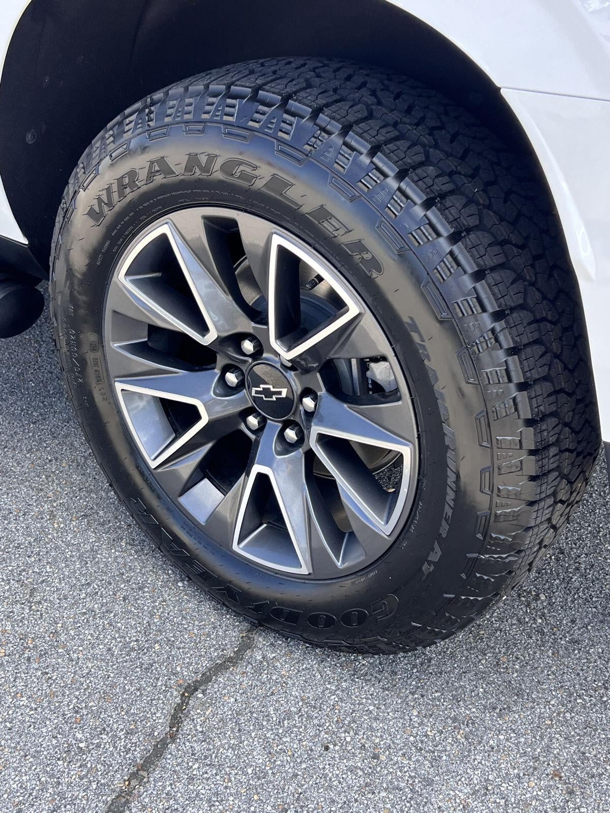 2023 Chevrolet Suburban Z71