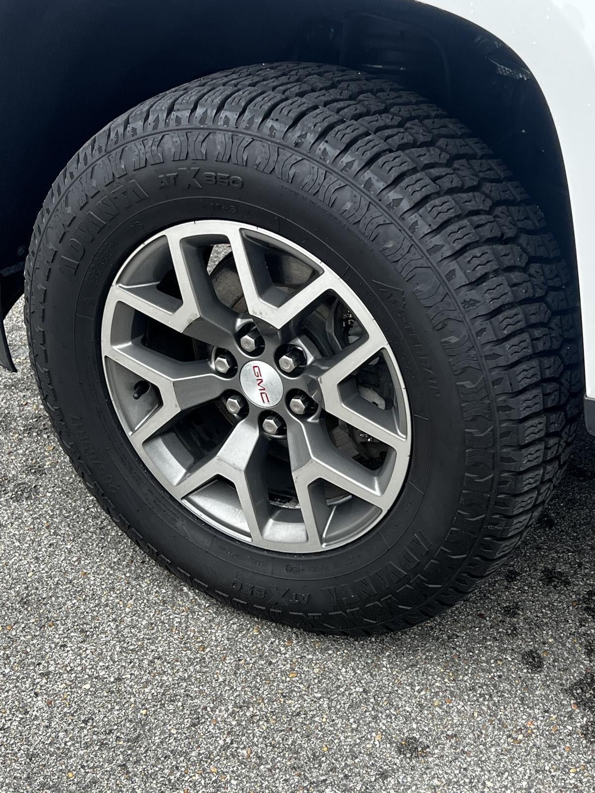 2021 GMC Canyon 4WD AT4 w/Leather