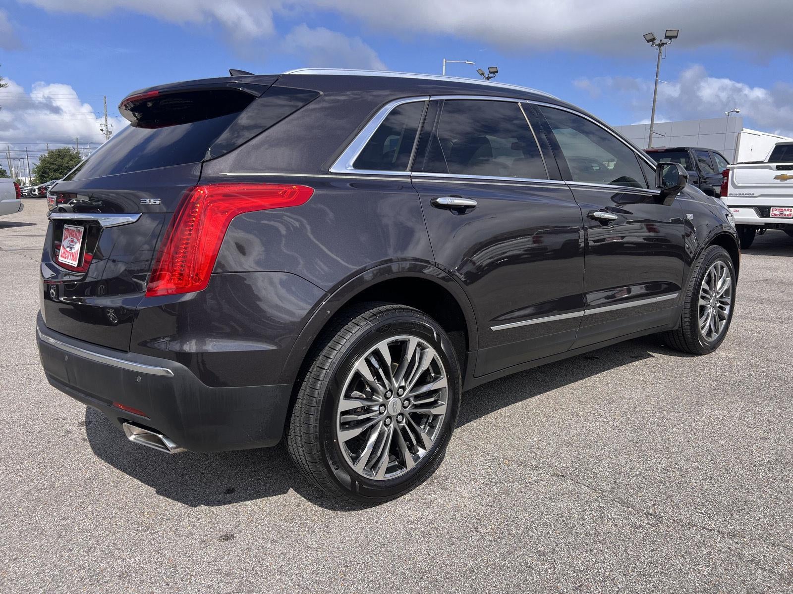 2017 Cadillac XT5 Premium Luxury FWD