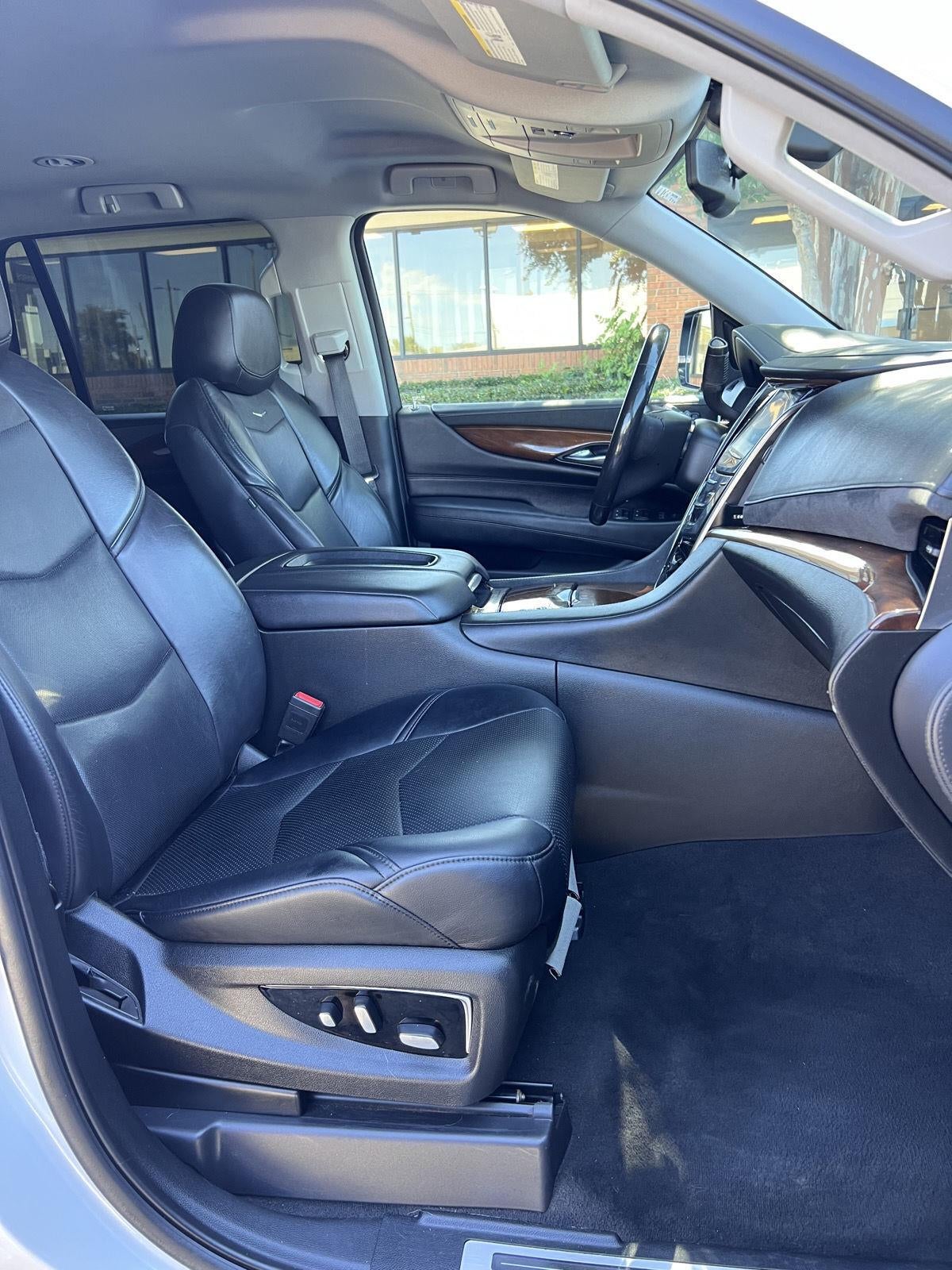 2020 Cadillac Escalade NA