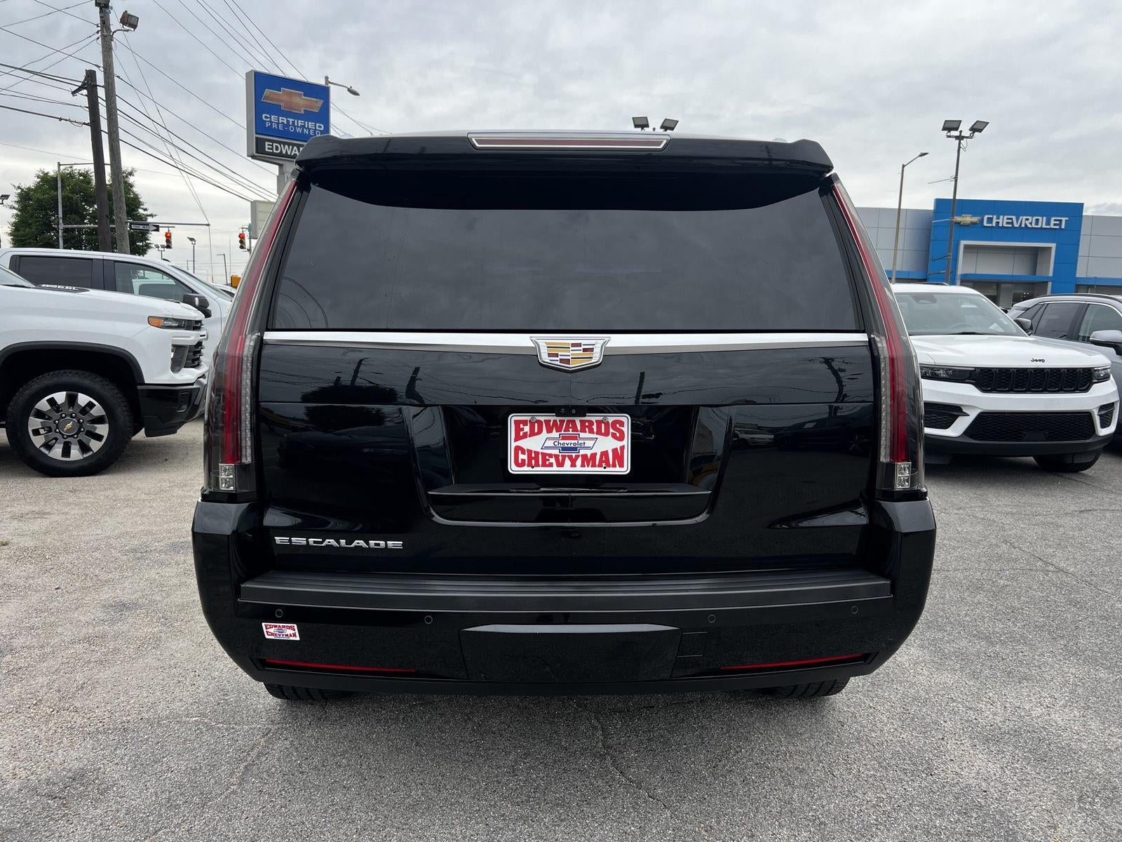 2017 Cadillac Escalade Luxury