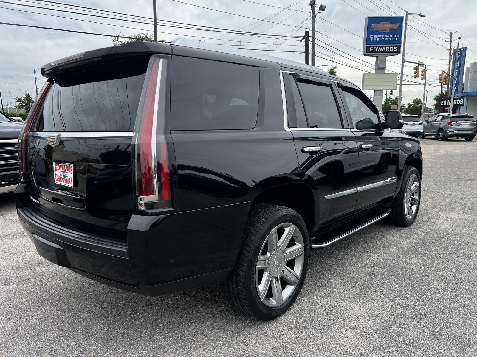 2017 Cadillac Escalade Luxury