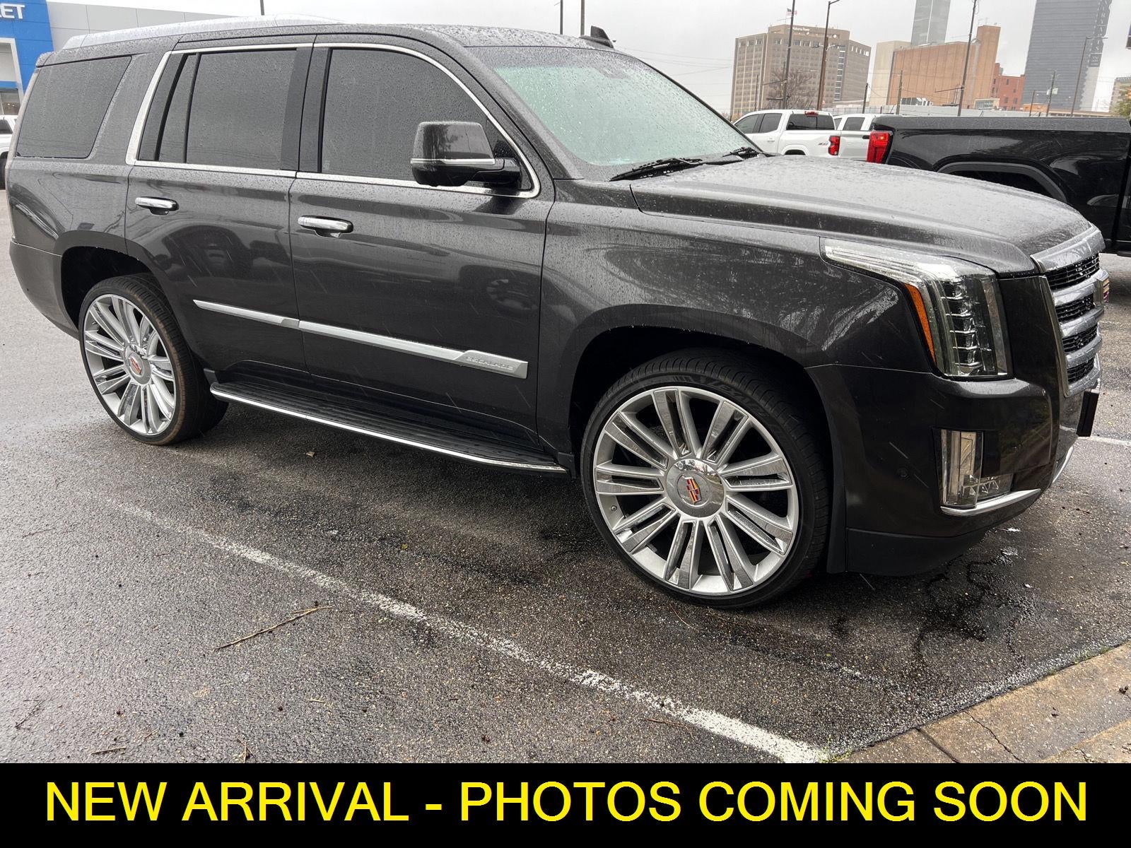 2018 Cadillac Escalade Luxury