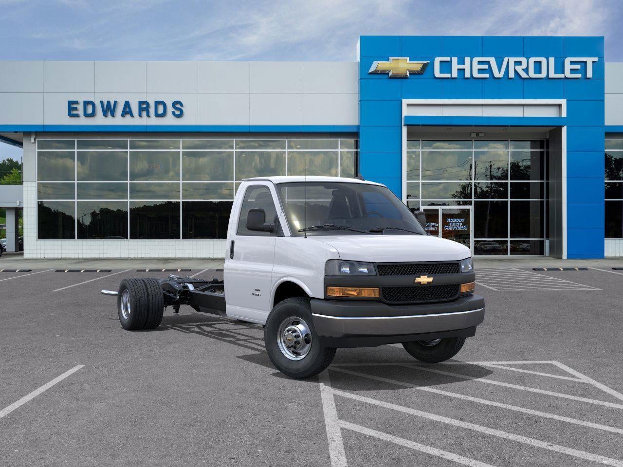 2025 Chevrolet Express Cutaway 3500 1WT