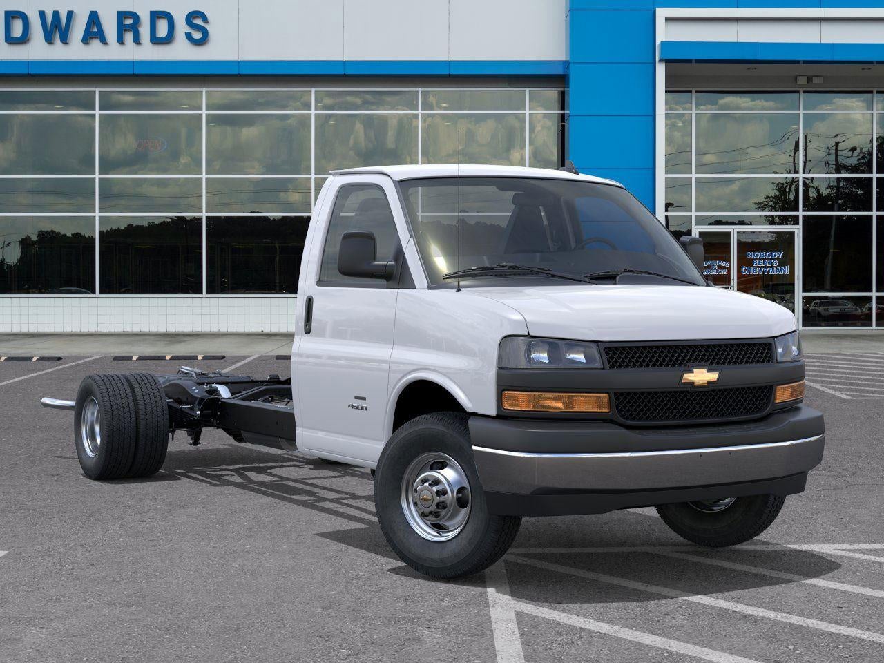 2025 Chevrolet Express Cutaway 3500 1WT