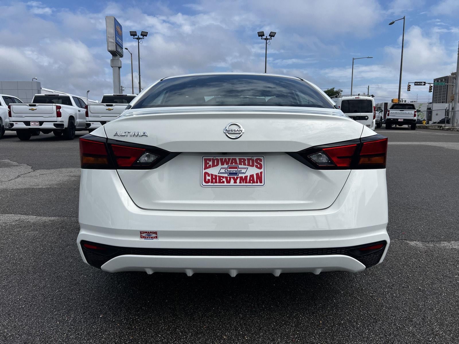 2022 Nissan Altima 2.5 S