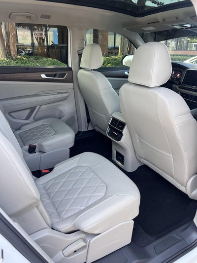2025 Volkswagen Atlas 2.0T SEL Premium R-Line